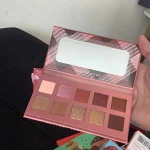 Eyeshadow palette